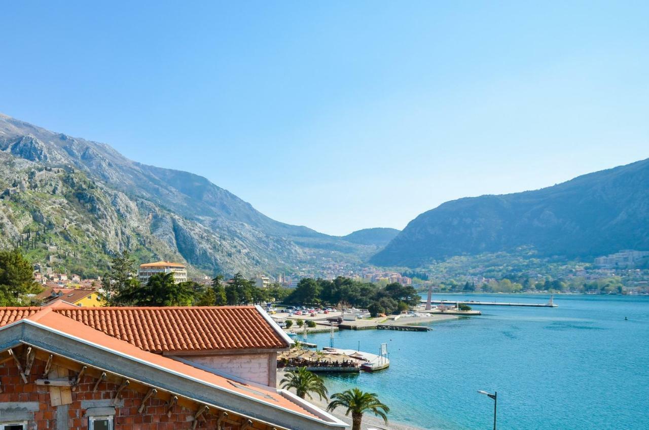 Apartment Barona Kotor Exterior foto